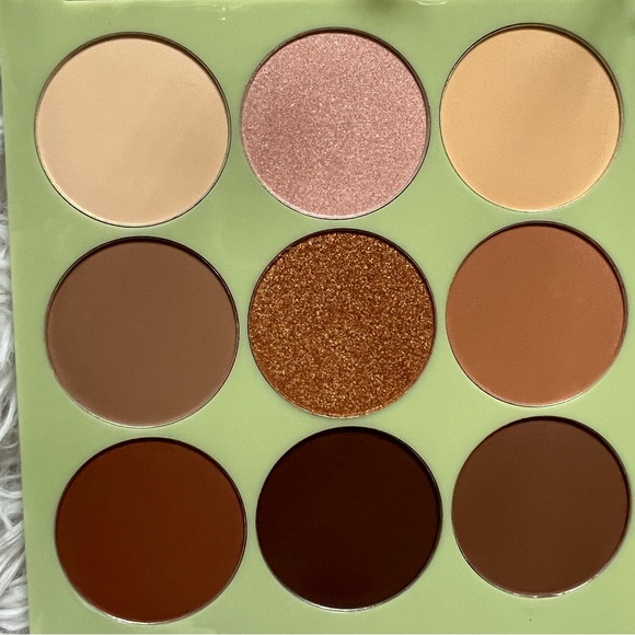 Pixi + Promise Shapeshifter Contour Palette - Picture 2 of 10